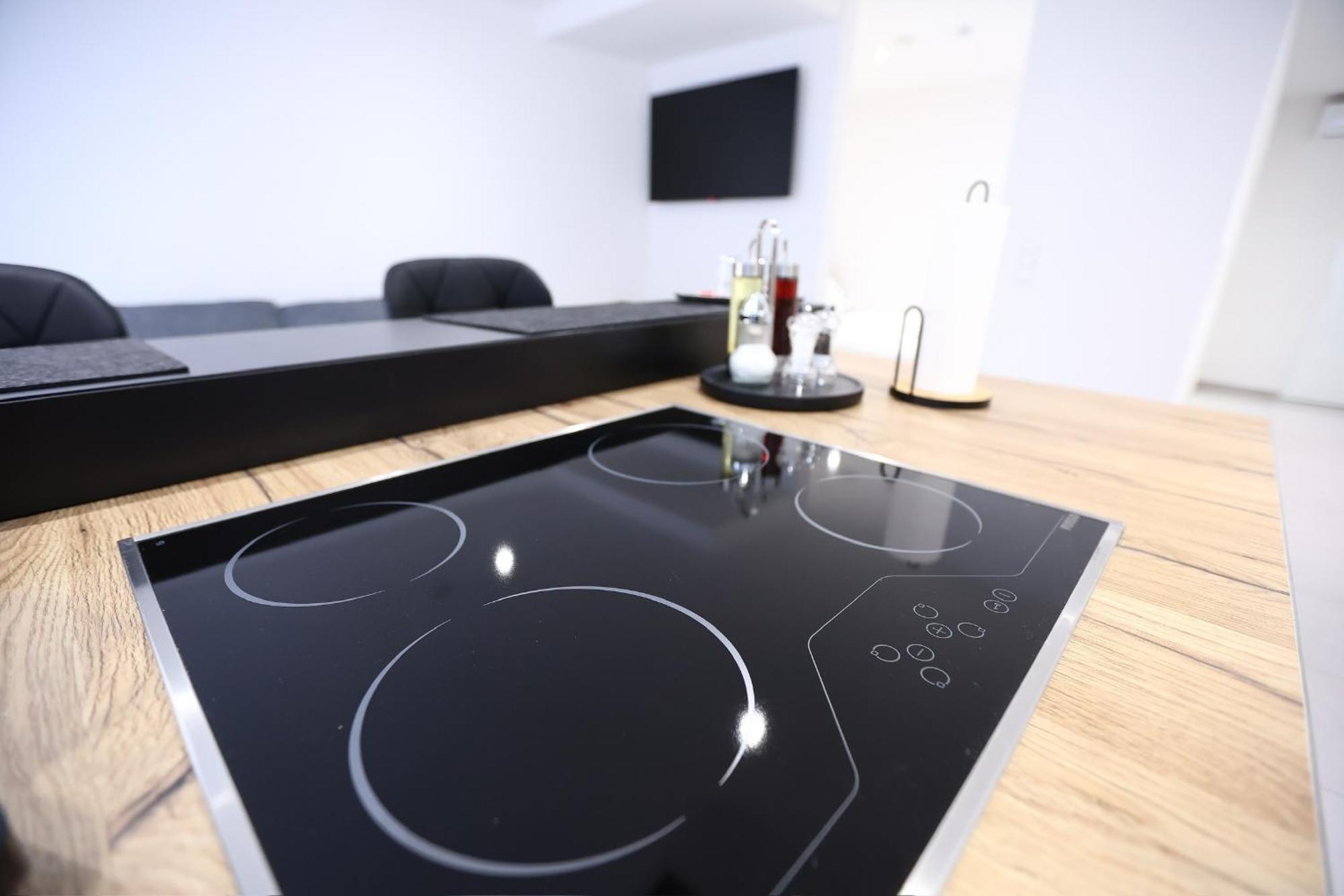 Jam Apartment *